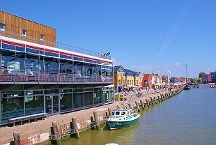 Ferienwohnungen im Hafen von Husum