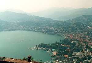 Blick von der Ferienwohnung auf den Luganer See