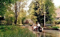 In Höhe Lübben eine Kahnfahrt in Richtung Zeuthen (Spreewald)